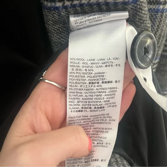 Levi's Amaya Wool Blend Fur Trimmed Collar Meteorite Plaid Pea Coat Size Small - Picture 12 of 16